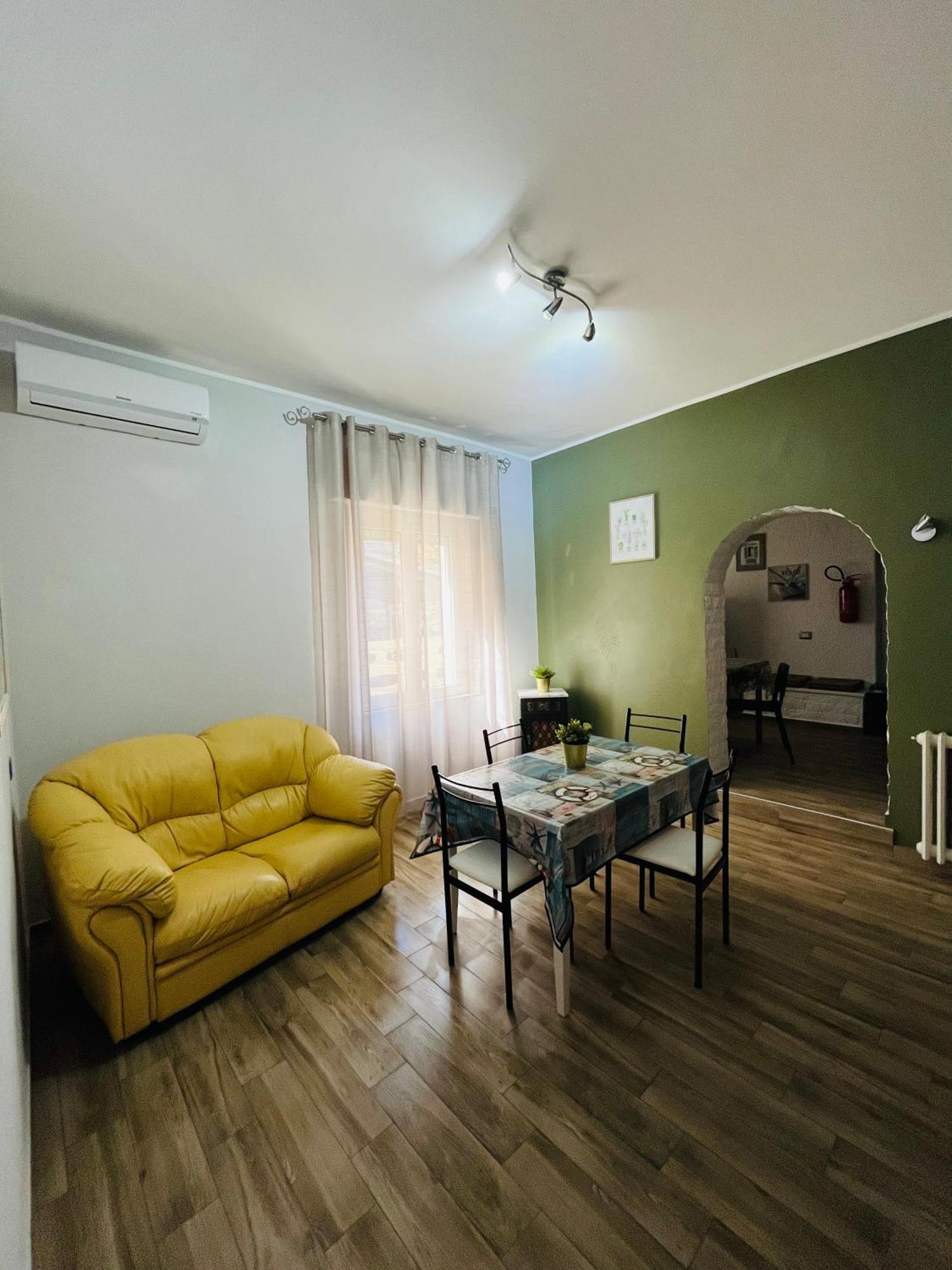 Bouganville Casa Vacanza Ambiente Climatizzato Con Wi Fi Pineto Luaran gambar